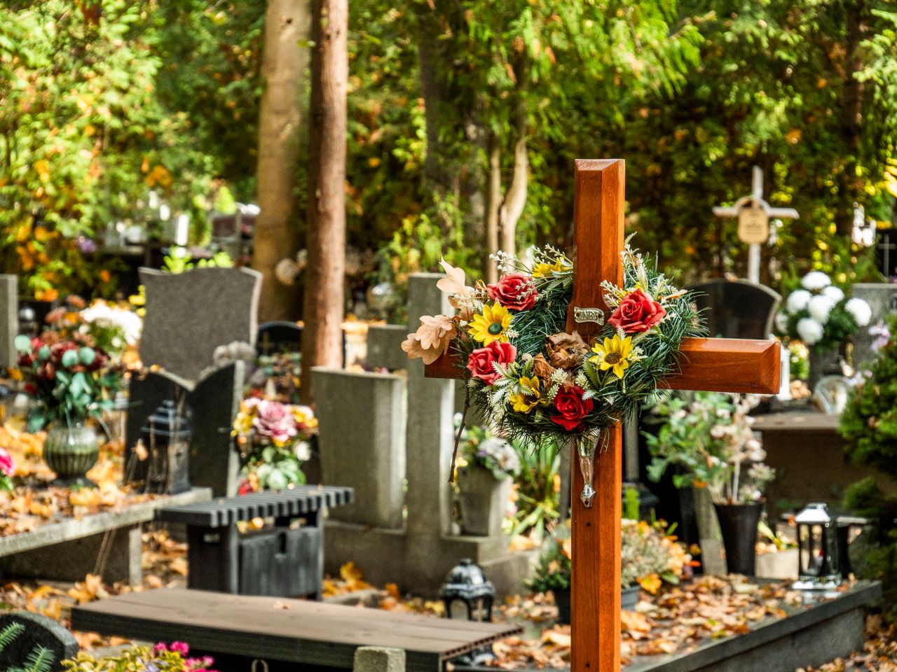 Flower wreath and coffin spray options for a funeral
